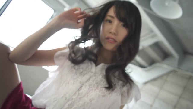 Очаровательная японка готова показать секс с парнем
